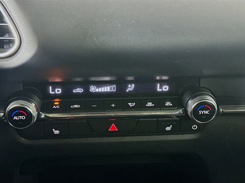 Used 2025 MAZDA CX-30 AWD 2.5 S w/ Preferred Package image 24