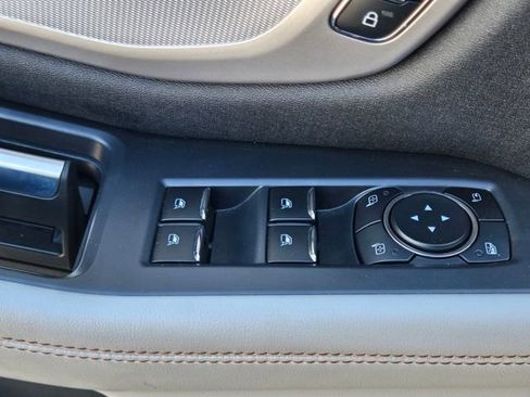 Certified 2025 Ford Expedition Active image 21