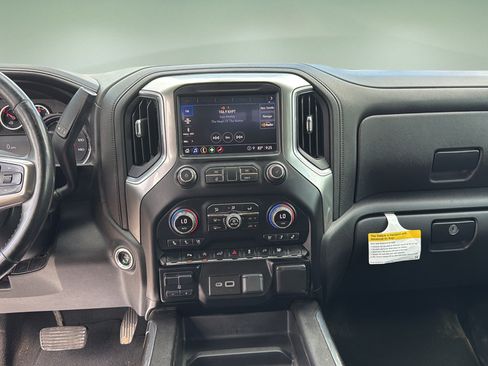 Used 2021 Chevrolet Silverado 1500 LTZ AWD/4WD image 12