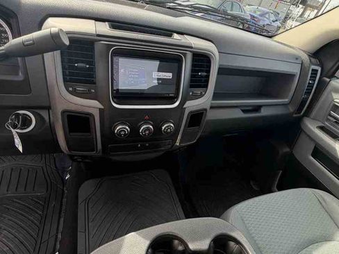 Used 2014 RAM 1500 Express RWD image 7