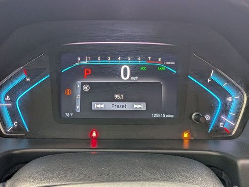 Used 2018 Honda Odyssey EX-L image 16