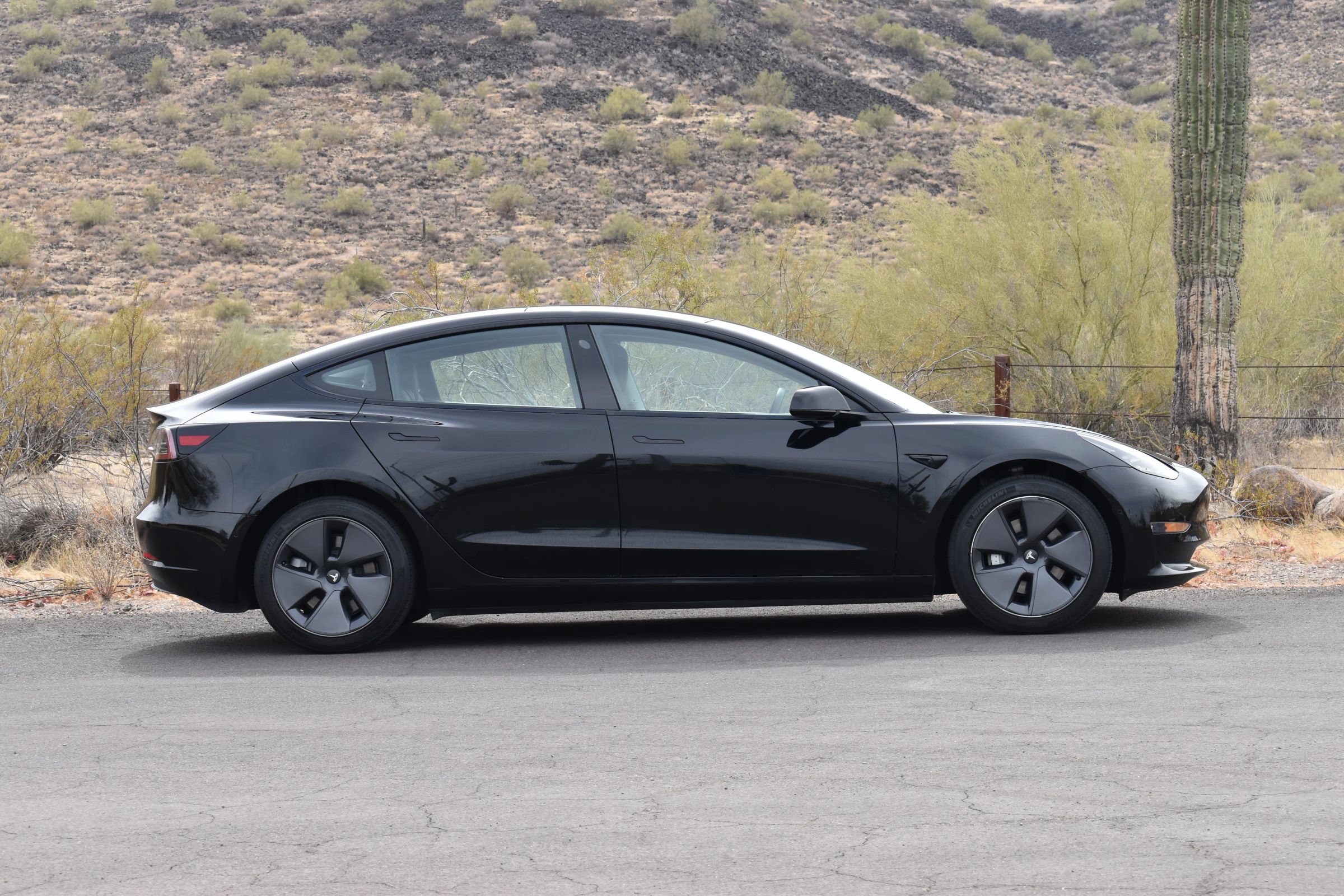 Used 2023 Tesla Model 3 Standard Range RWD image 9