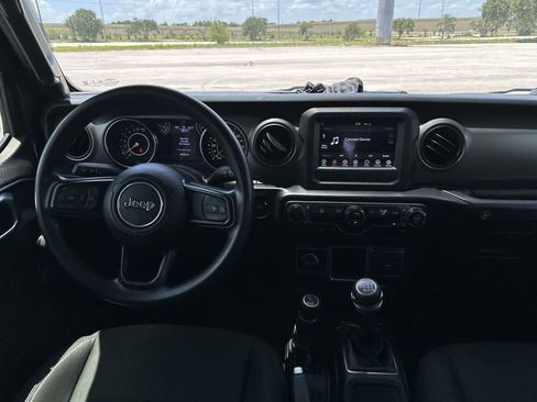 Certified 2022 Jeep Wrangler Unlimited Sport AWD/4WD image 15