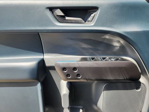New 2026 Ford Maverick Lobo AWD/4WD image 17