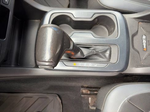 Used 2020 Chevrolet Colorado Z71 AWD/4WD image 23