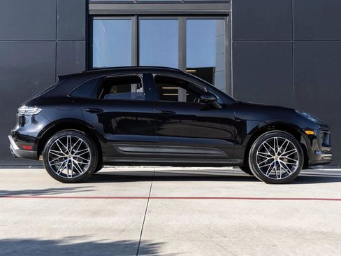 New 2026 Porsche Macan image 59