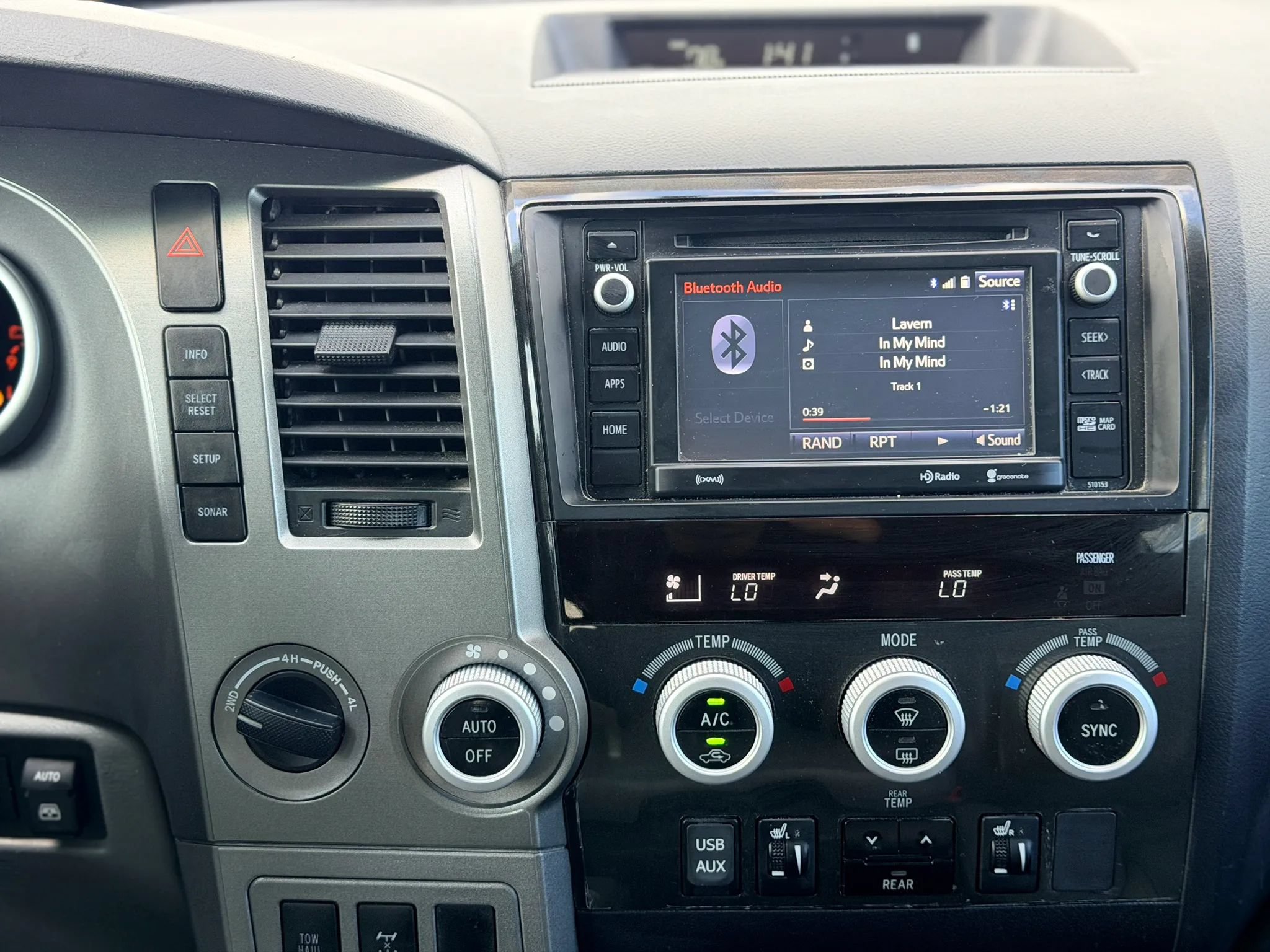 Used 2016 Toyota Sequoia SR5 w/ Premium Package AWD/4WD image 21