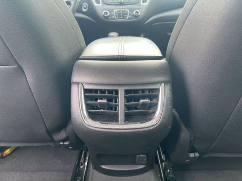 Used 2024 Chevrolet Malibu LT image 26