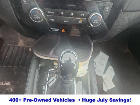 Used 2020 Nissan Rogue SL w/ Premium Package AWD/4WD image 18