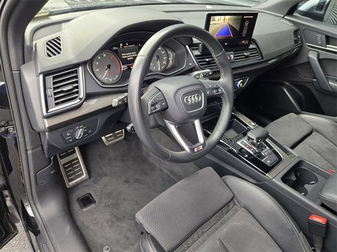 Certified 2023 Audi SQ5 Premium w/ Convenience Package image 18