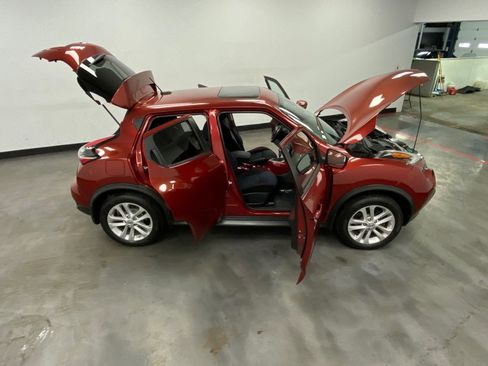 Used 2015 Nissan Juke SV w/ Technology Package image 51