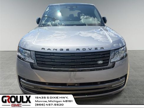 Used 2024 Land Rover Range Rover SE AWD/4WD image 8