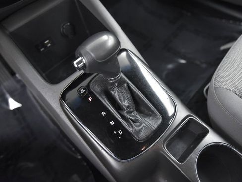 Used 2017 Kia Forte LX image 20