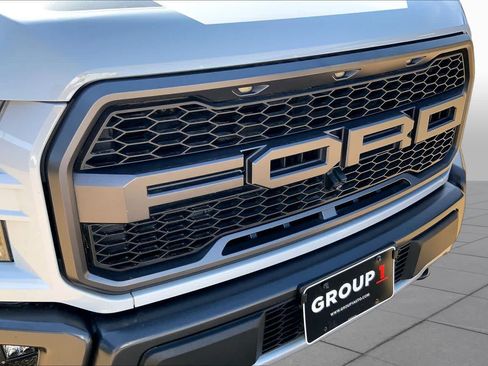 Used 2017 Ford F150 Raptor w/ Equipment Group 802A Luxury AWD/4WD image 29