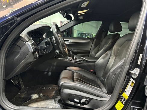 Used 2018 BMW 540i xDrive w/ M Sport Package AWD/4WD image 39