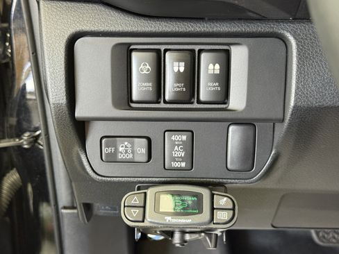 Used 2016 Toyota Tacoma TRD Off-Road w/ Towing Package image 22