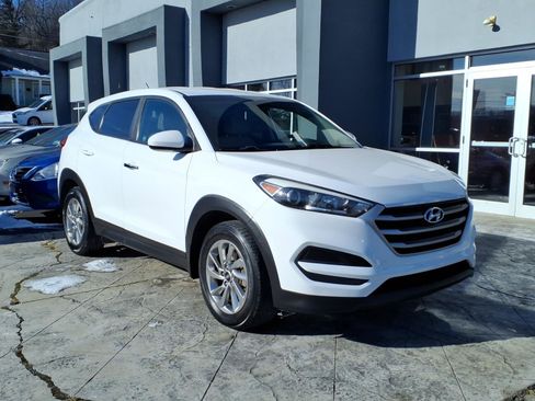 Used 2018 Hyundai Tucson SE w/ Cargo Package image 1