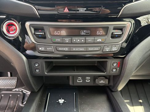 New 2026 Honda Ridgeline Black Edition image 24