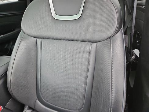 Used 2024 Hyundai Tucson Limited image 15