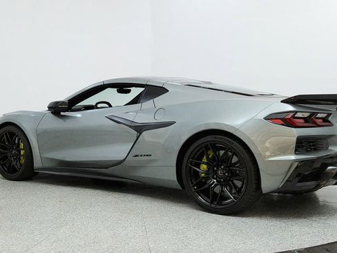Used 2023 Chevrolet Corvette Z06 w/ Battery Protection Package image 3