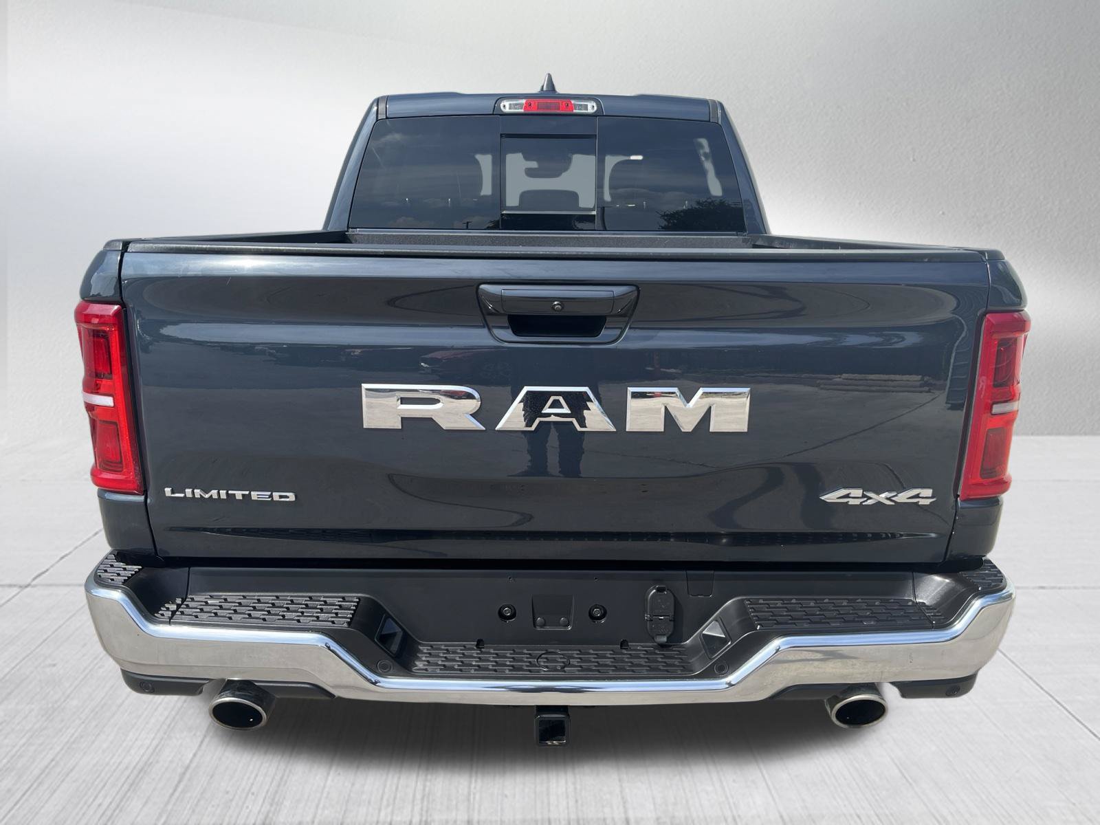Used 2026 RAM 1500 Limited AWD/4WD image 7