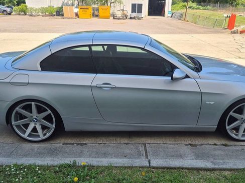 Used 2009 BMW 335i Convertible RWD image 8