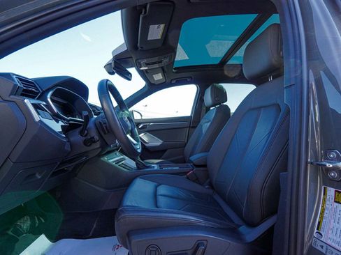 Used 2024 Audi Q3 2.0T Premium Plus image 29