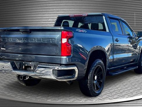 Used 2020 Chevrolet Silverado 1500 LT w/ LT Value Package image 6