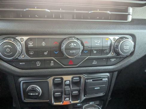 New 2026 Jeep Gladiator Sport image 22