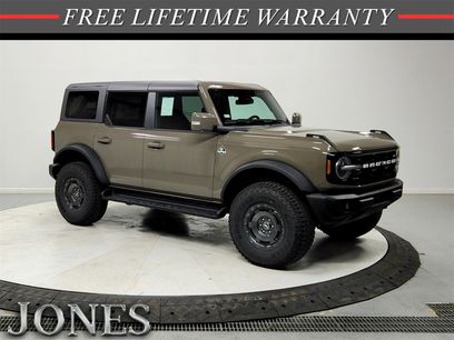 New 2025 Ford Bronco Outer Banks w/ Sasquatch Package