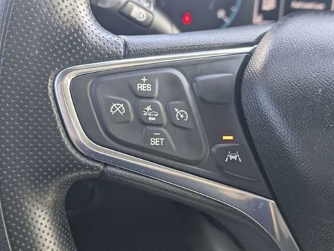 Used 2020 Chevrolet Equinox LS image 23