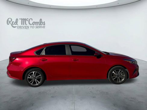 Used 2023 Kia Forte LXS w/ LXS Technology Package image 6