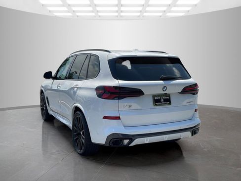 Certified 2025 BMW X1 xDrive28i image 4