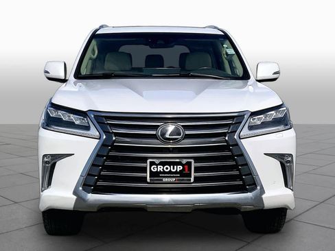 Used 2020 Lexus LX 570 4WD w/ Luxury Package image 4