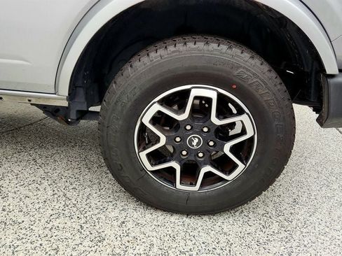 Used 2024 Ford Bronco Outer Banks AWD/4WD image 9