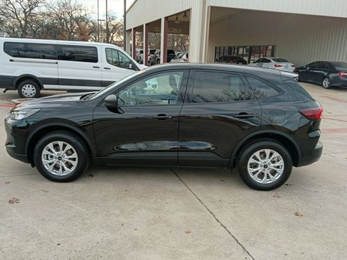 Used 2025 Ford Escape Active image 4