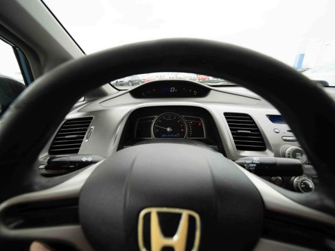 Used 2010 Honda Civic DX-VP image 15