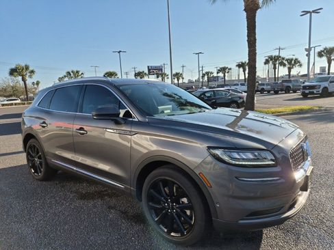 Used 2023 Lincoln Nautilus Reserve w/ Equipment Group 201A image 7