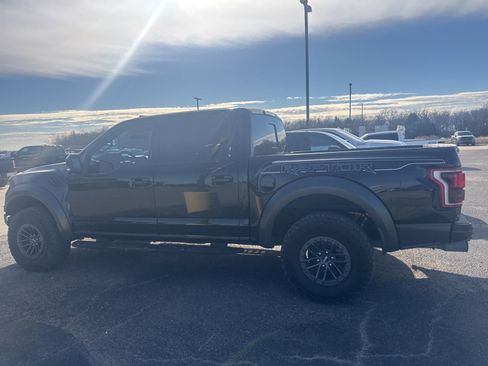 Used 2020 Ford F150 Raptor w/ Equipment Group 802A Luxury image 13