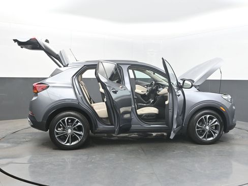 Used 2020 Buick Encore GX Essence image 44