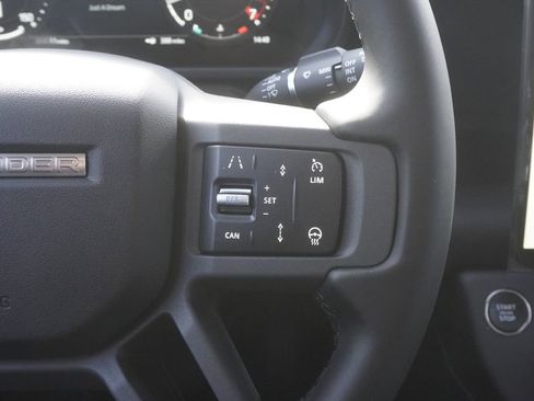 New 2026 Land Rover Defender 110 X-Dynamic SE image 13