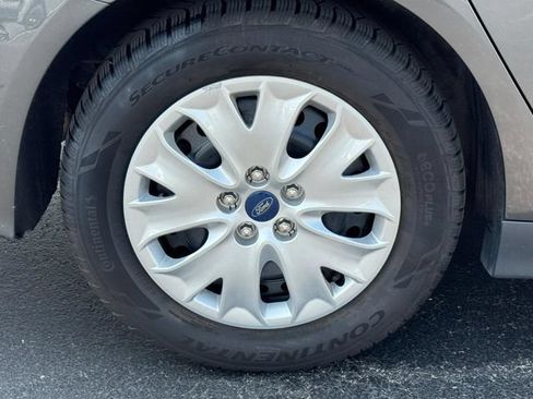 Used 2020 Ford Fusion S FWD image 12