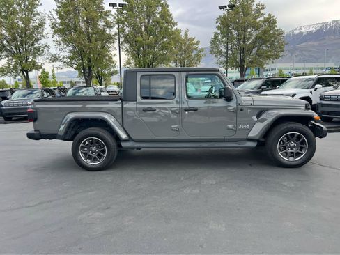 Used 2021 Jeep Gladiator Overland w/ Popular Equipment Package AWD/4WD image 6