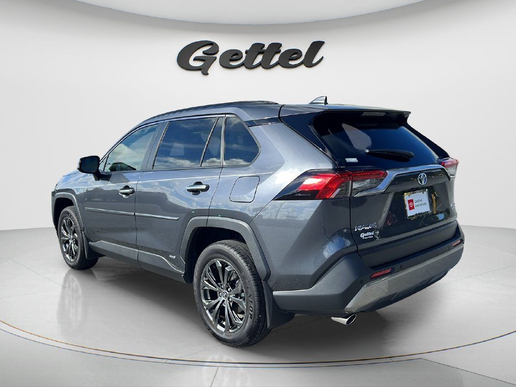 Used 2024 Toyota RAV4 Limited w/ Advanced Technology Package AWD/4WD image 7