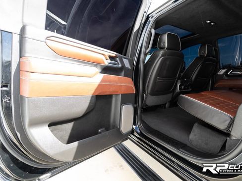 Used 2025 GMC Sierra 2500 Denali Ultimate image 73