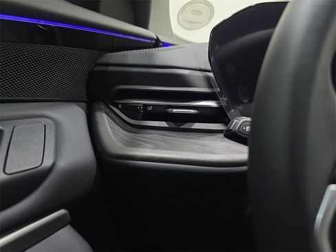 New 2025 Audi Q5 2.0T Premium image 26