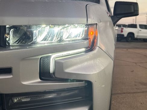 Used 2022 Chevrolet Silverado 1500 RST image 11