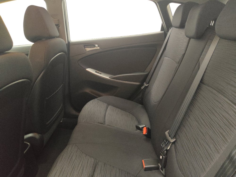 Used 2017 Hyundai Accent SE FWD image 18