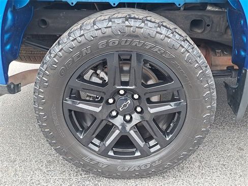 Used 2022 Chevrolet Silverado 1500 Custom image 7