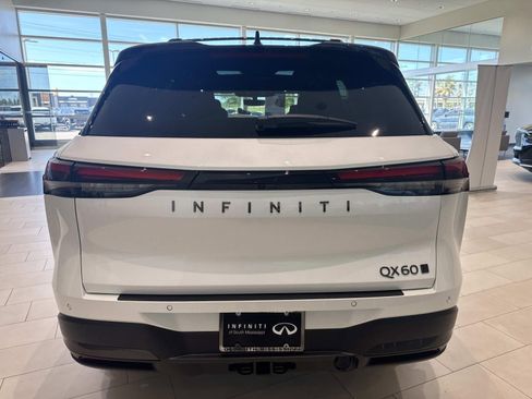 New 2026 INFINITI QX60 Autograph w/ Dark Cargo Package AWD/4WD image 6